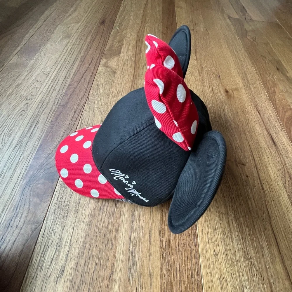 Walt Disneyworld Minnie Mouse Kid’s Ballcap Hat Ears Vacation Hpliday Cartoon‎